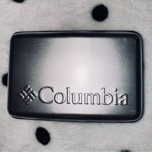 Columbia wallet